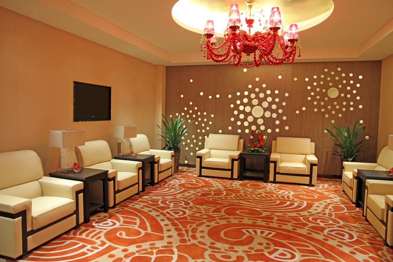 Gleetour Maya Hotel Wuhan Exterior foto