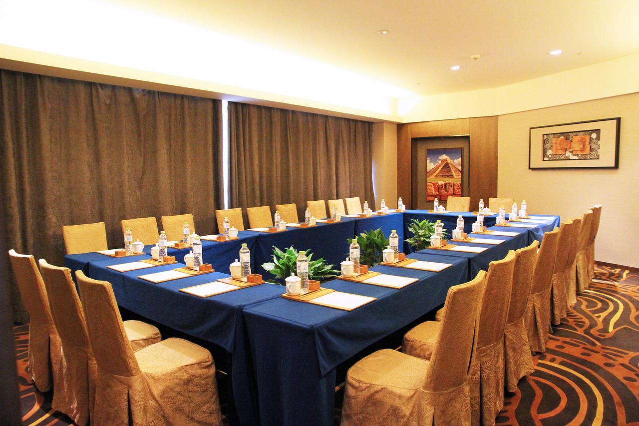 Gleetour Maya Hotel Wuhan Exterior foto